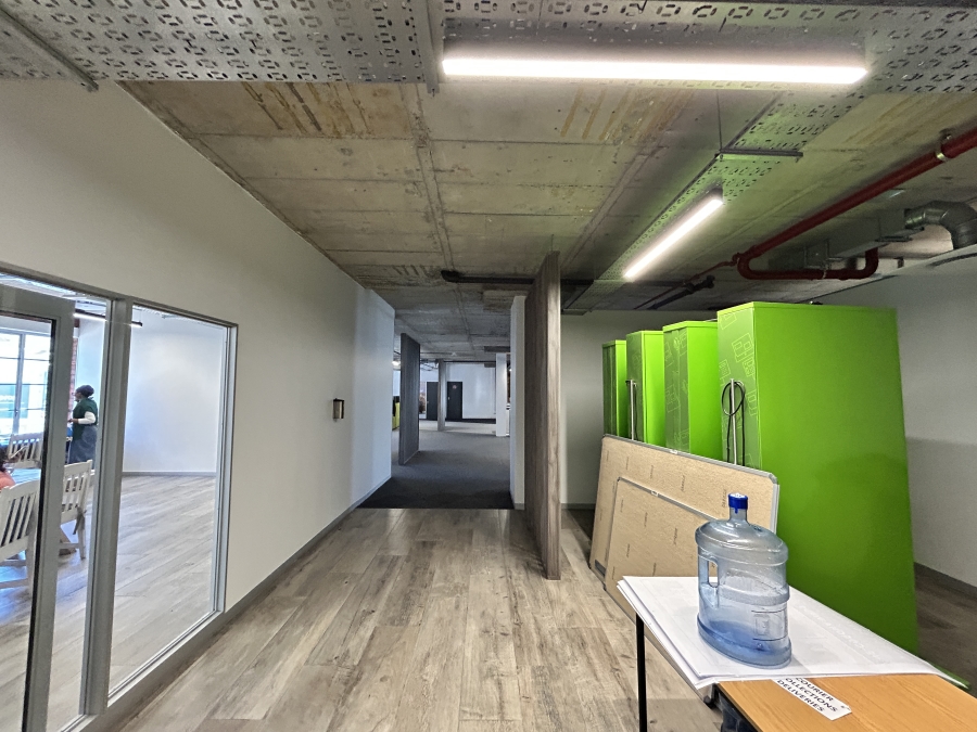 To Let commercial Property for Rent in Green Point Western Cape